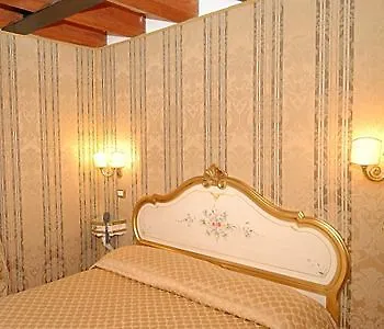 Residenza Hotel San Maurizio Венеция Италия